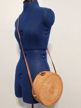 Crossbody Circle Wicker Purse